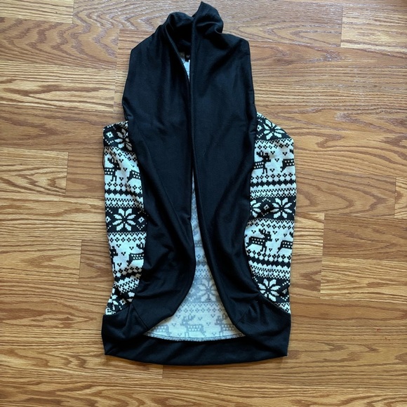 Wet Seal Tops - Wet Seal Sleeveless Pullover Top Size XS Black White NWT Y2K 90s Fair Isle
